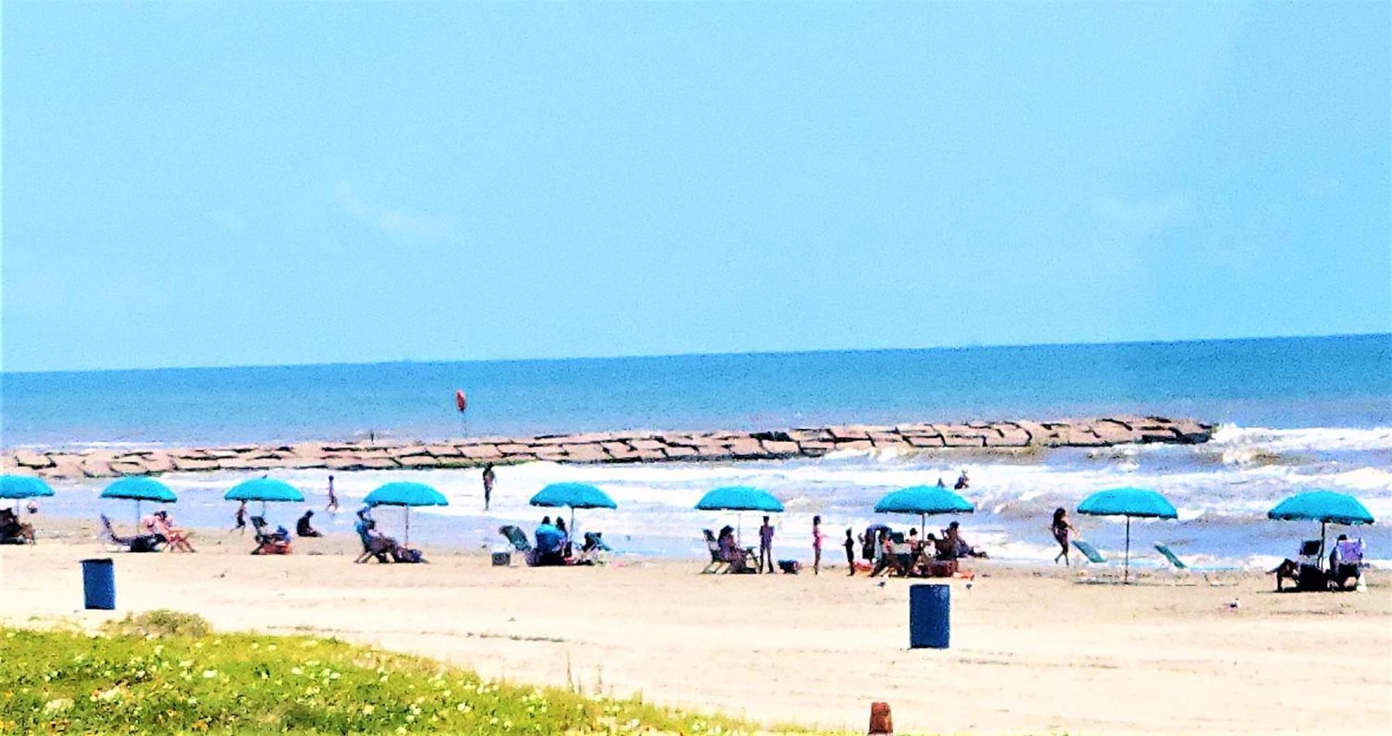 Casaazul-2605A-Couples Retreat By Beach & Pleasure Pier 1 Block Away- 2Bed 2Bath- 7 Minutes To Cruise Terminal Galveston Exterior foto