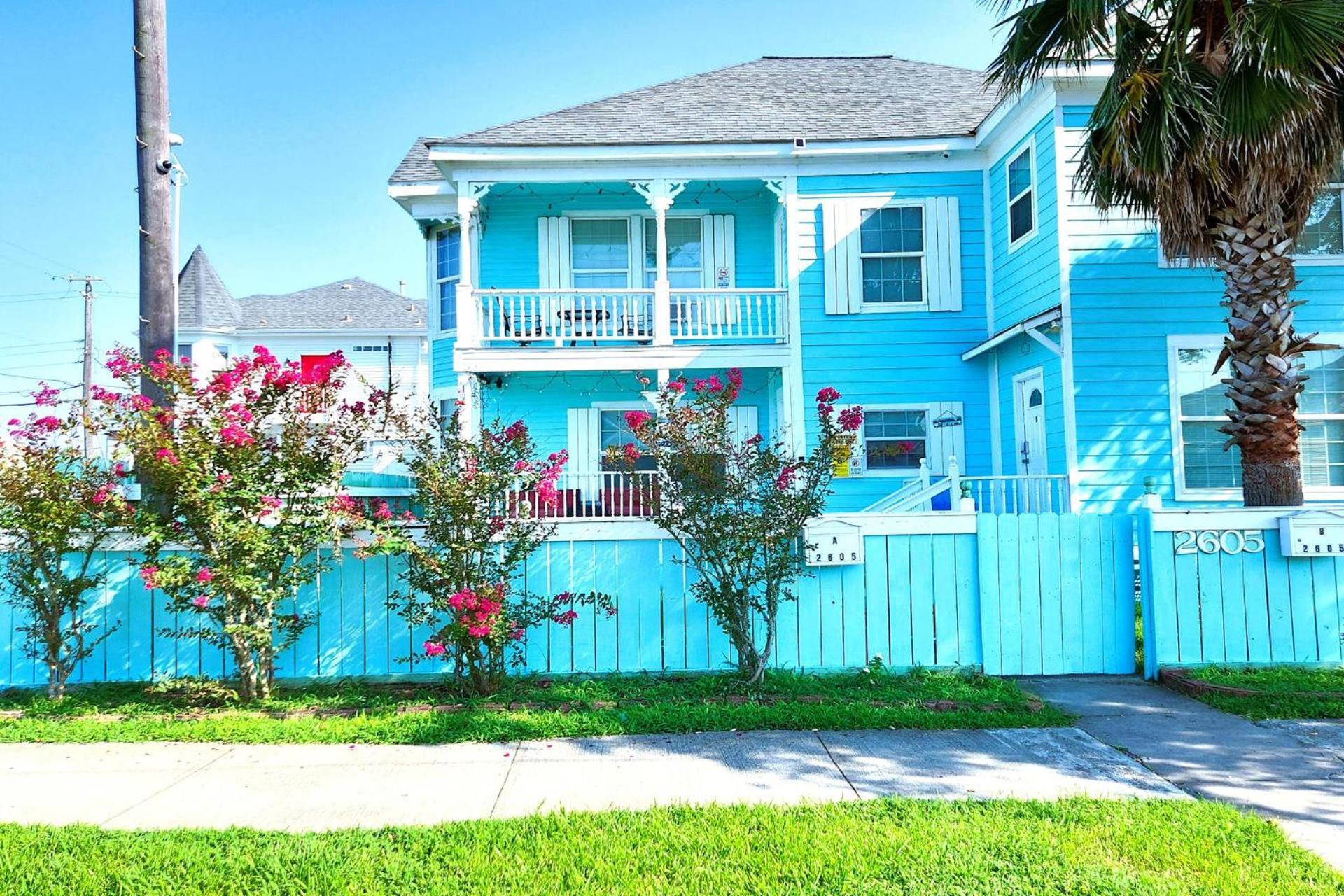 Casaazul-2605A-Couples Retreat By Beach & Pleasure Pier 1 Block Away- 2Bed 2Bath- 7 Minutes To Cruise Terminal Galveston Exterior foto